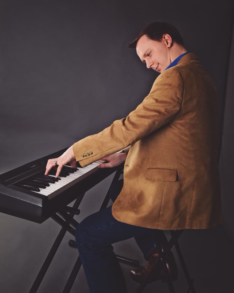 Stephen Forester playing